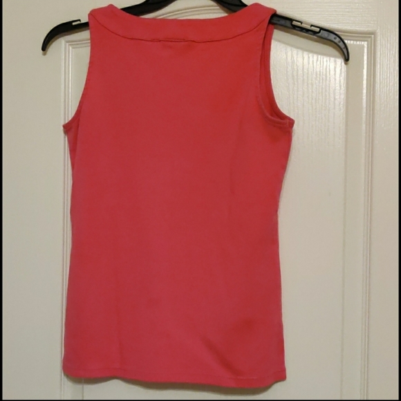 Woman's Pink Designer V Neck Tank Top - Picture 3 of 5